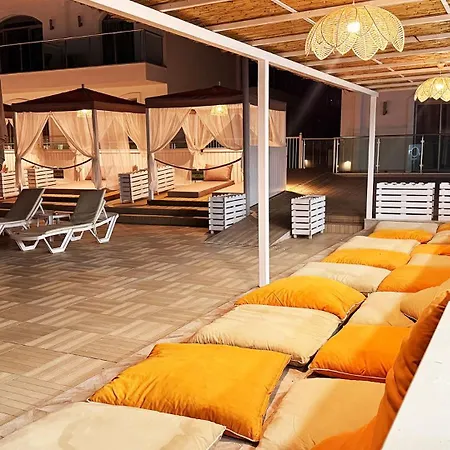 Forum Hotel 4*