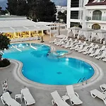 ホテル Forum 4*