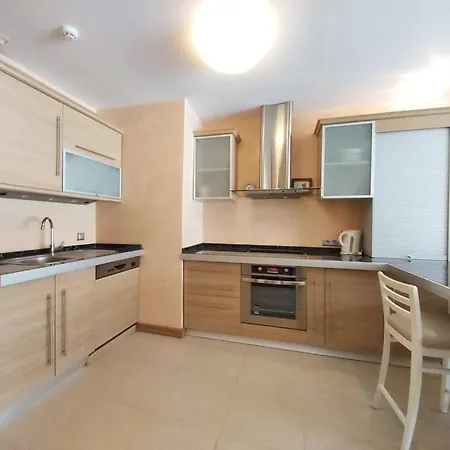 호텔 Forum 말마리스