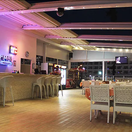 호텔 Forum 말마리스